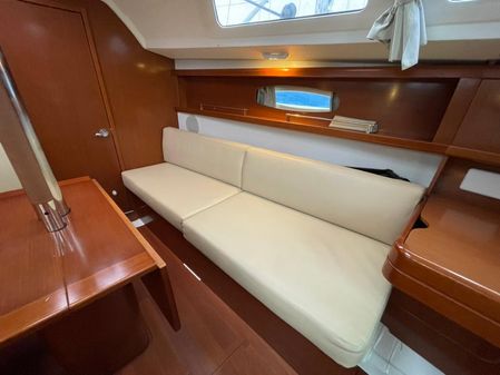 Beneteau OCEANIS-31 image