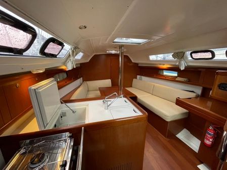 Beneteau OCEANIS-31 image