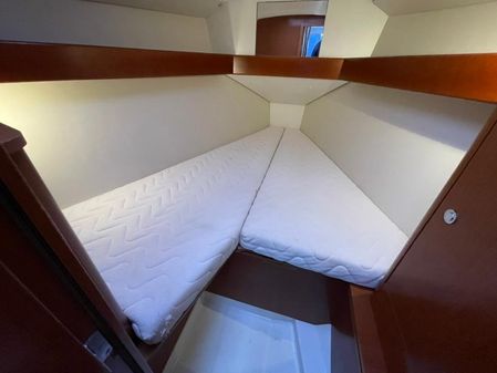 Beneteau OCEANIS-31 image