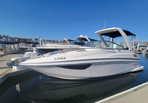 Regal 28-EXPRESS image