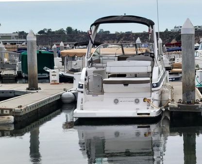 Regal 28-EXPRESS image