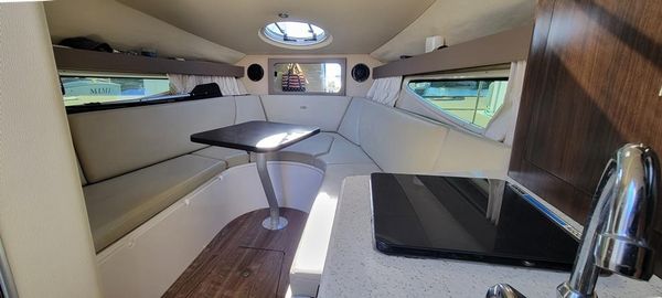 Regal 28-EXPRESS image