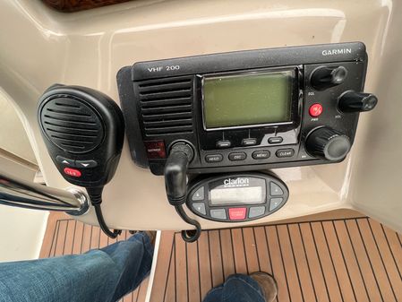 Sea Ray Sundancer image