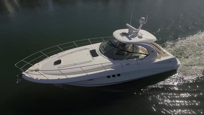 Sea Ray 40 Sundancer - main image