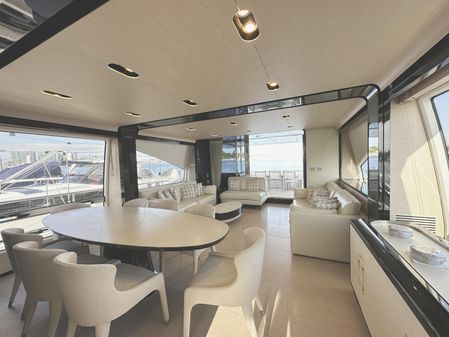 Azimut 80 Flybridge image