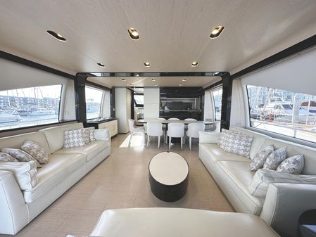 Azimut 80 Flybridge image