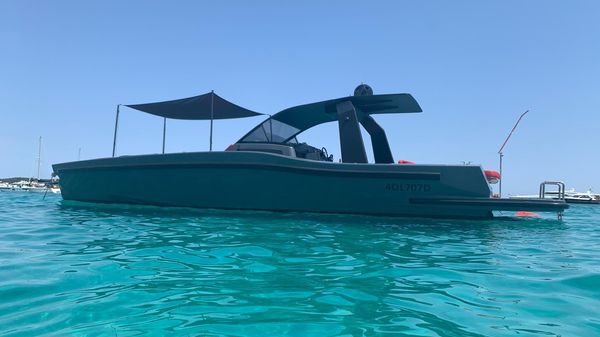 Maori 50 Hard Top