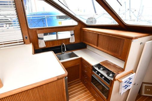 Tollycraft 40-SUNDECK-MOTOR-YACHT image