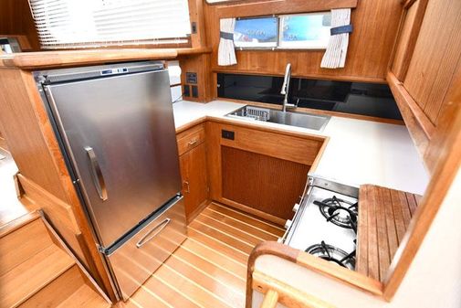 Tollycraft 40-SUNDECK-MOTOR-YACHT image