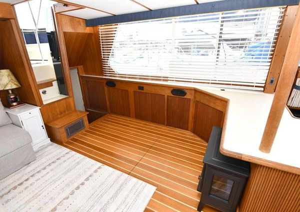 Tollycraft 40-SUNDECK-MOTOR-YACHT image