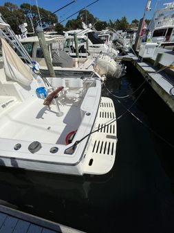 Henriques 35 Open image