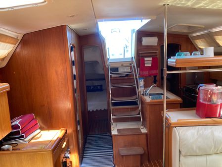 Hunter 466 image