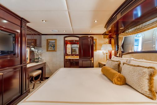 Trinity Yachts 157 Tri-Deck image