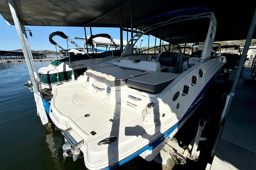 Chaparral 246 SSi image