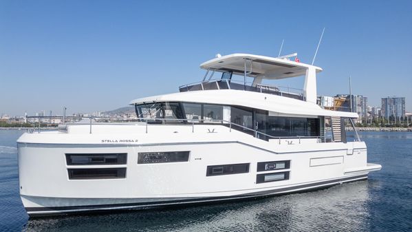 Beneteau Grand Trawler 62 image