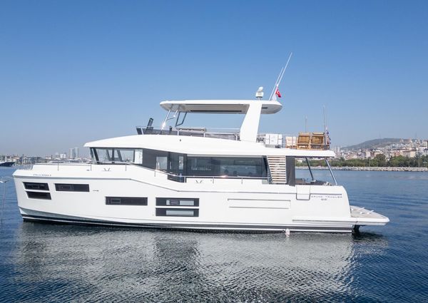 Beneteau Grand Trawler 62 image