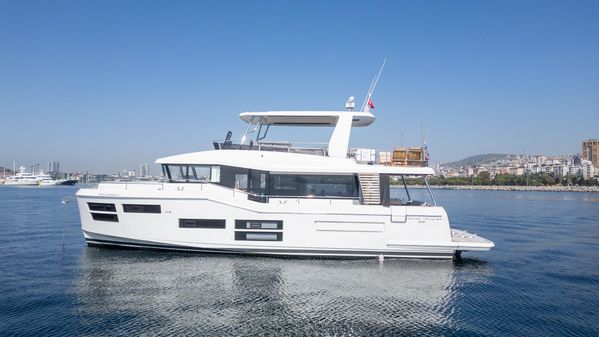 Beneteau Grand Trawler 62 image