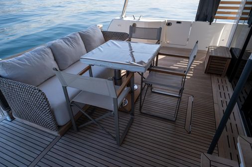 Beneteau Grand Trawler 62 image