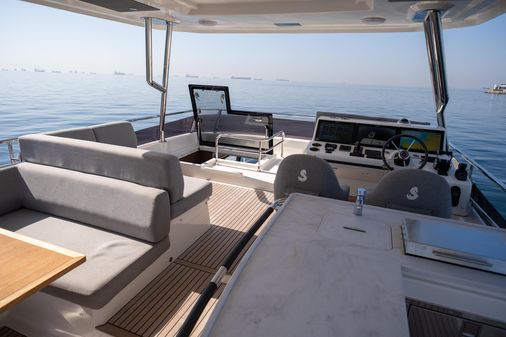 Beneteau Grand Trawler 62 image