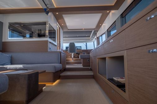 Beneteau Grand Trawler 62 image