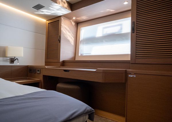 Beneteau Grand Trawler 62 image