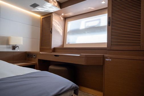 Beneteau Grand Trawler 62 image