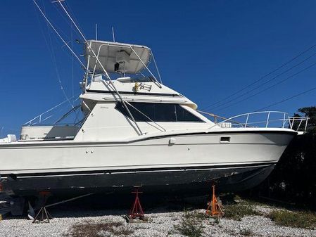 Hatteras 38-CONVERTIBLE image