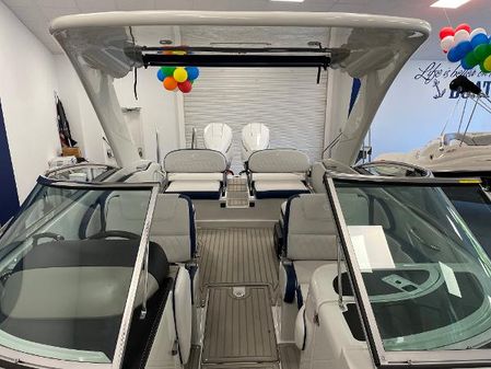 Crownline -ECLIPSE-E305-XS image