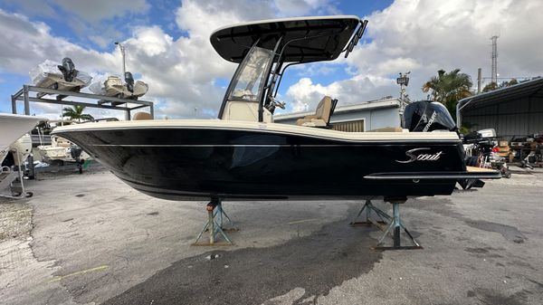 Scout 215 XSF