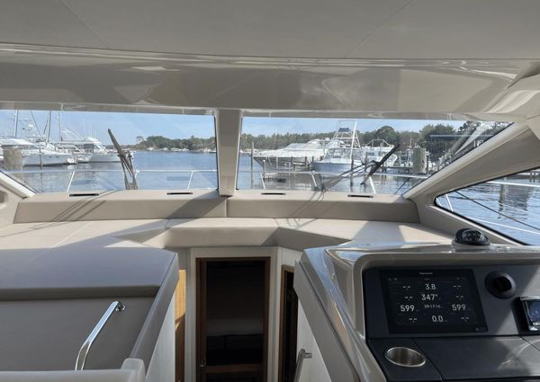 Sea Ray 460 Sundancer image