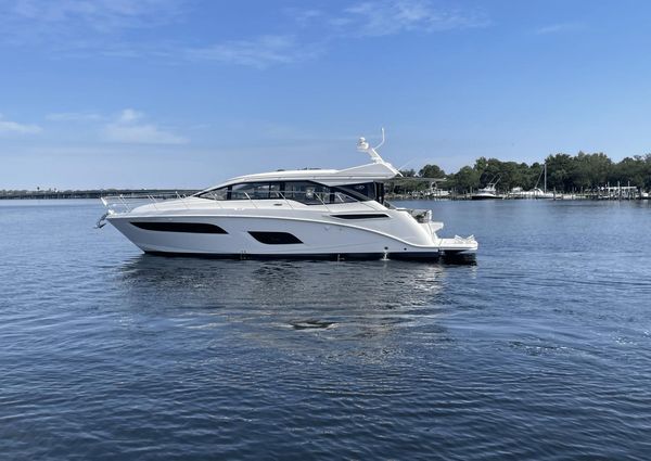 Sea Ray 460 Sundancer image