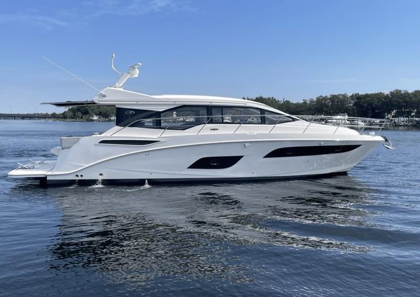 Sea Ray 460 Sundancer image