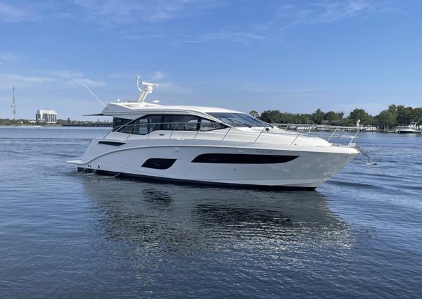 Sea Ray 460 Sundancer image