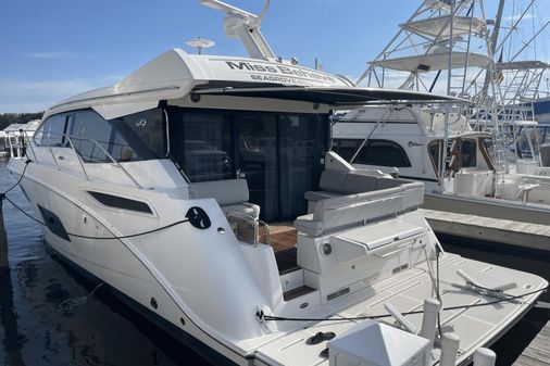 Sea Ray 460 Sundancer image