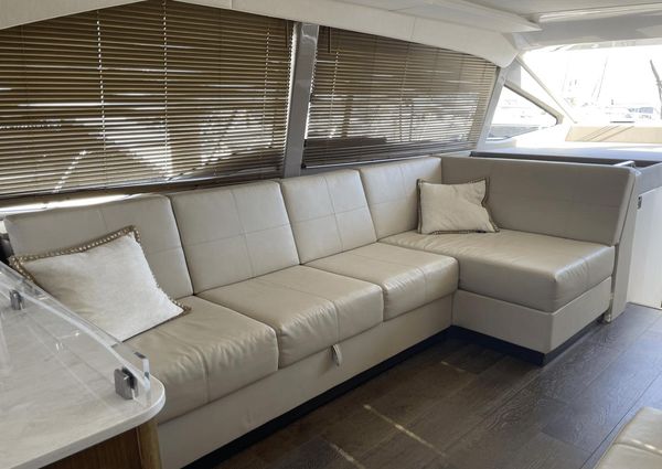 Sea Ray 460 Sundancer image