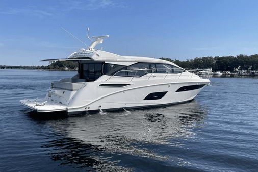 Sea Ray 460 Sundancer image