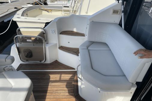 Sea Ray 460 Sundancer image