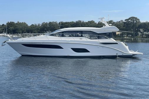 Sea Ray 460 Sundancer image