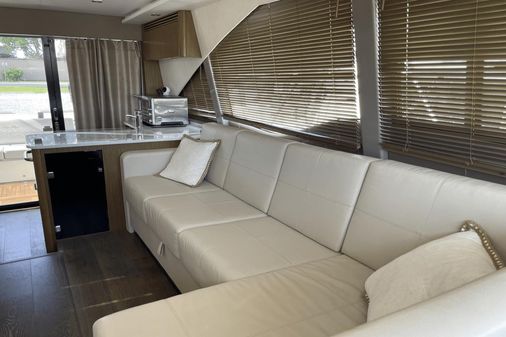 Sea Ray 460 Sundancer image