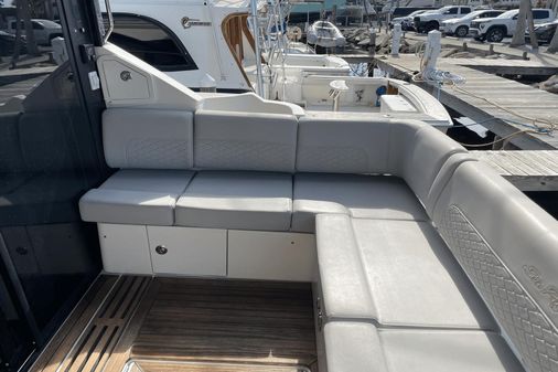 Sea Ray 460 Sundancer image