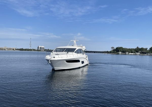 Sea Ray 460 Sundancer image