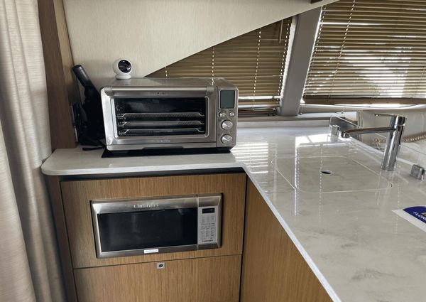 Sea Ray 460 Sundancer image