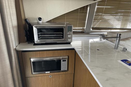 Sea Ray 460 Sundancer image