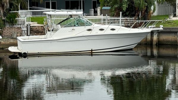 Wellcraft 330 Coastal 