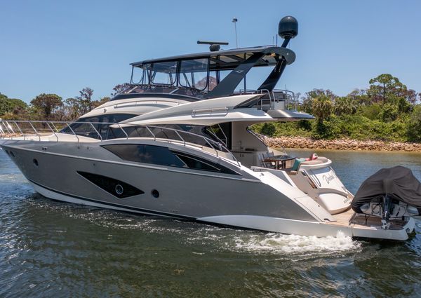 Marquis 630 Sport Yacht image