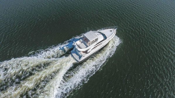 Viking 50 Flybridge image