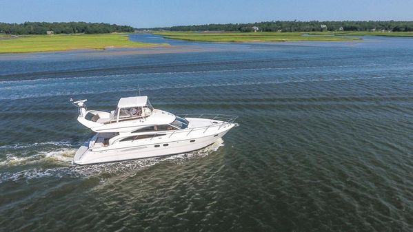 Viking 50 Flybridge image