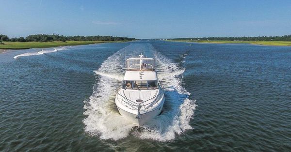 Viking 50 Flybridge image