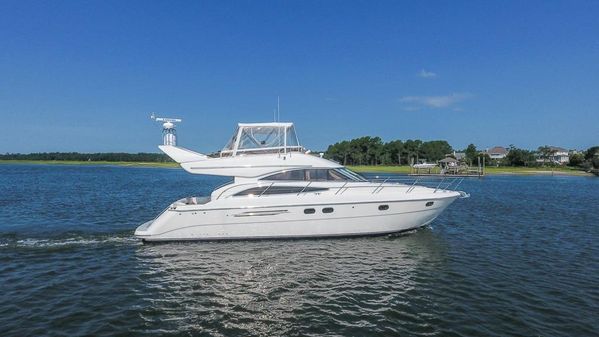 Viking 50 Flybridge image