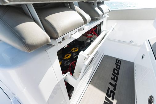 Sportsman OPEN-302-CENTER-CONSOLE image